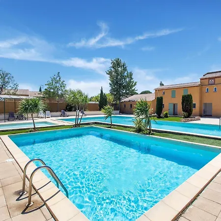 Comfortable With Swimming Pool, Cleaning Included 阿爾勒