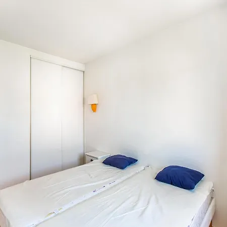 Comfortable With Swimming Pool, Cleaning Included 阿爾勒